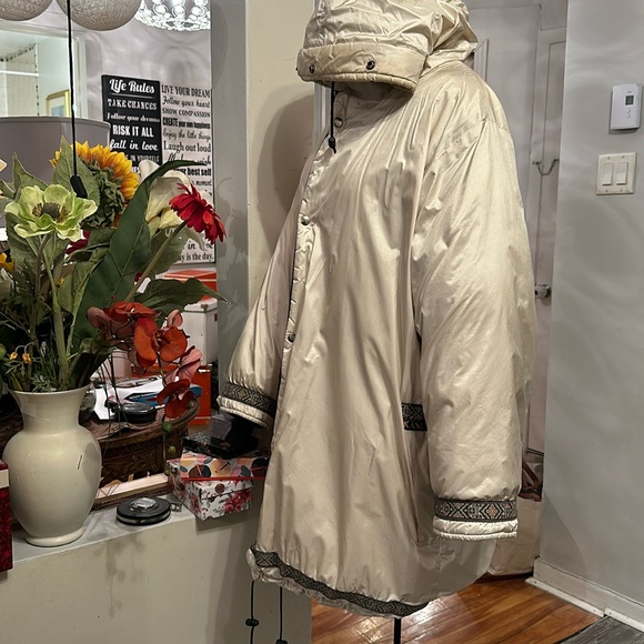 Kanuk winter jacket size L - XL - Picture 6 of 13